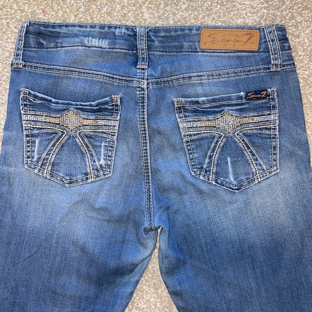 Seven7 Mid Rise Skinny Distressed Jeans - Picture 5 of 10